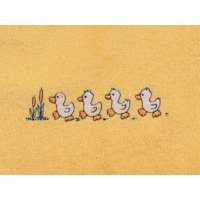 Wörner Südfrottier Lätzchen Baby Riesen-Klettlatz bestickt Entchen gelb